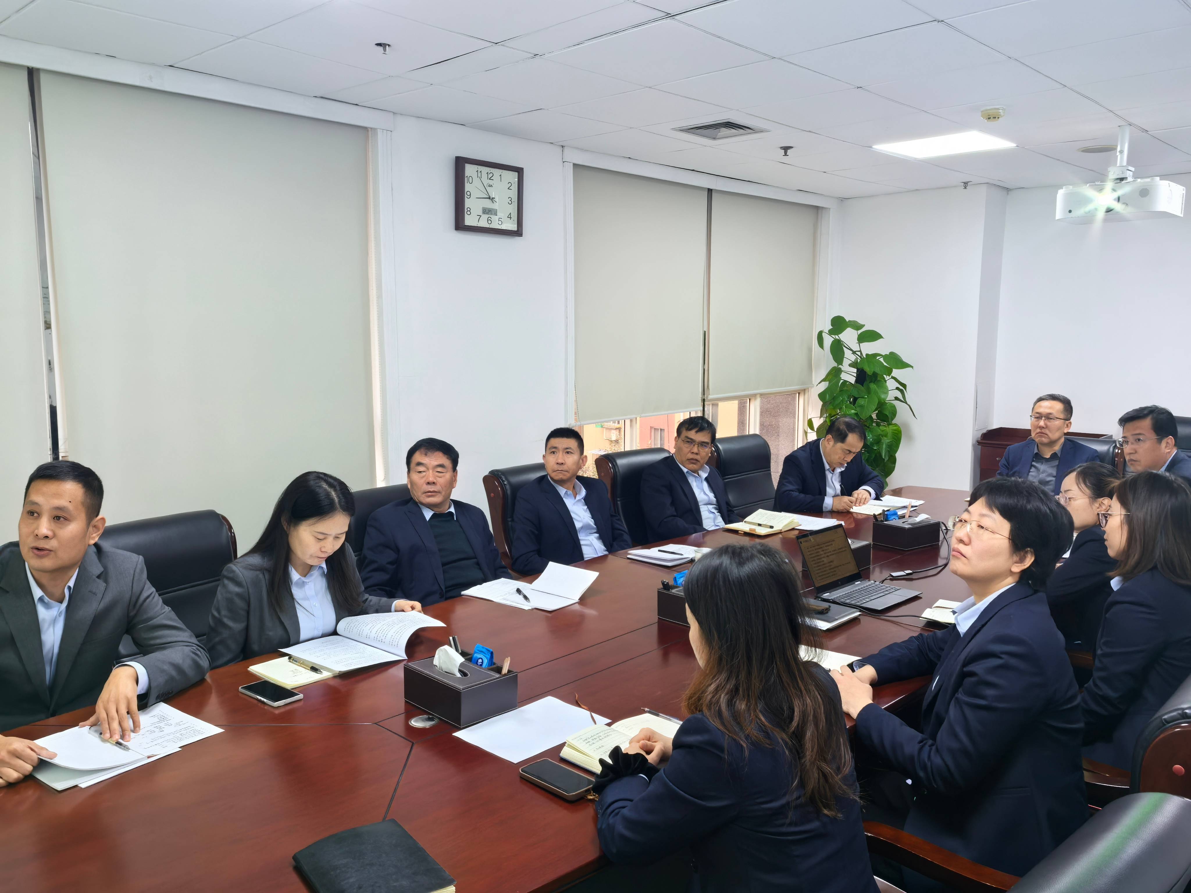 311735632372140451.jpg 12.31年終述職會(huì)圓滿完成2(1).jpg